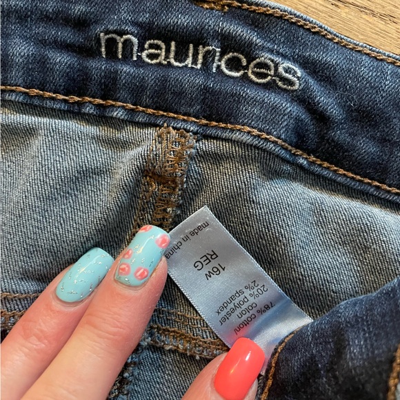 Maurice’s stretch jeans - Picture 5 of 6